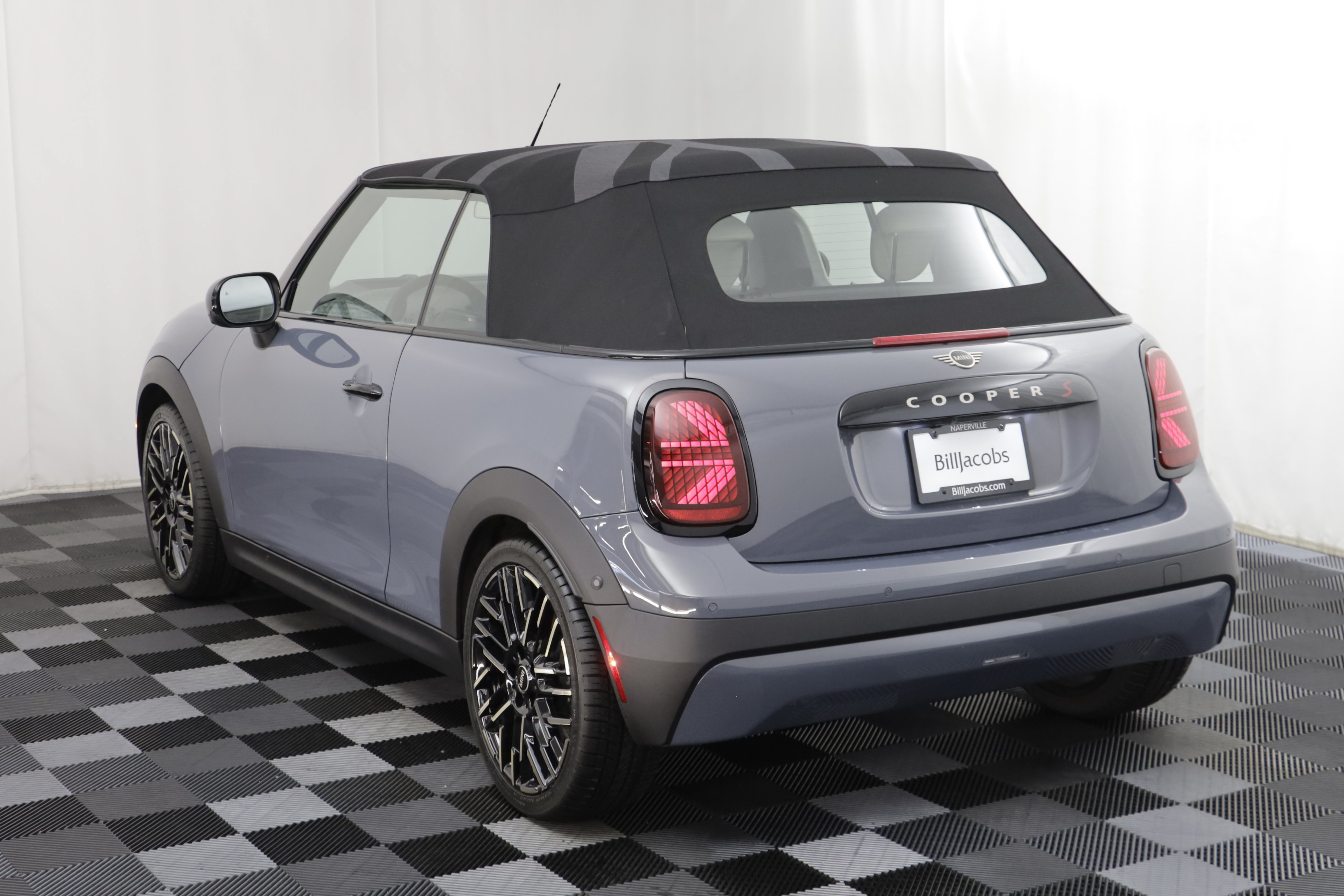 Certified 2025 MINI Cooper S FWD image 13