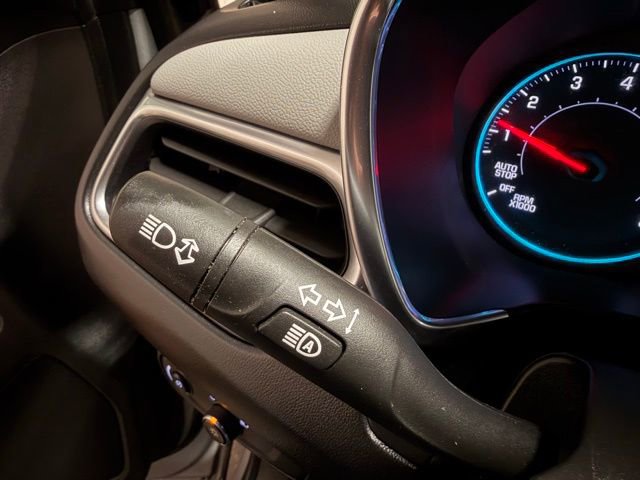 Used 2022 Chevrolet Equinox LS w/ LS Convenience Package image 32