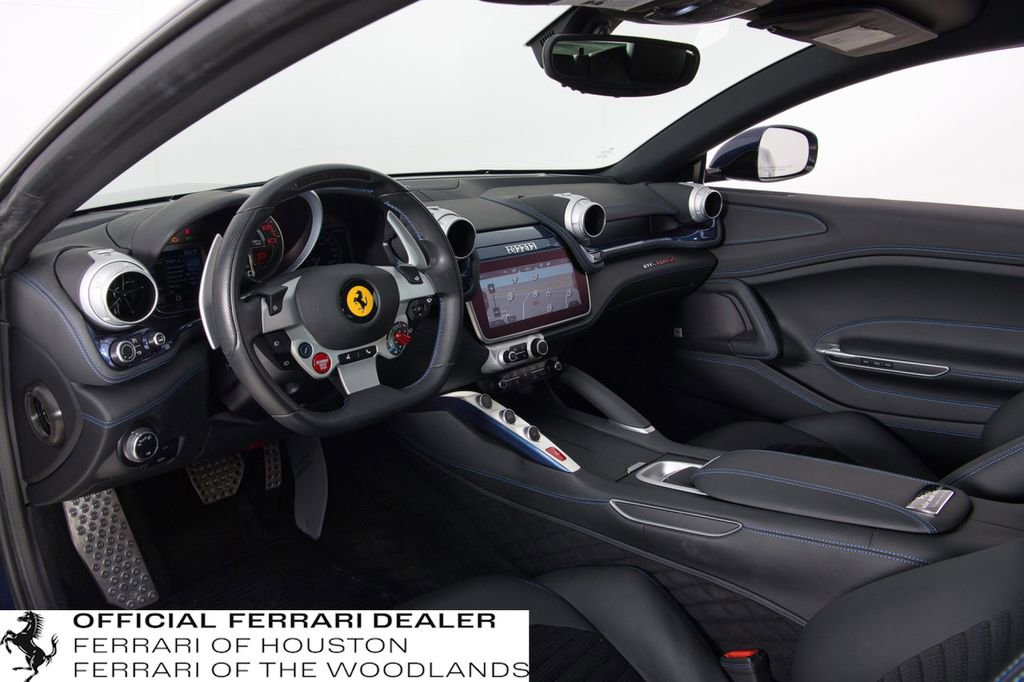 Used 2018 Ferrari GTC4Lusso image 4
