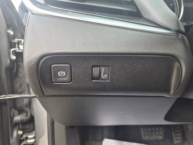 Used 2024 Buick Enclave Essence w/ Experience Buick Package FWD image 18