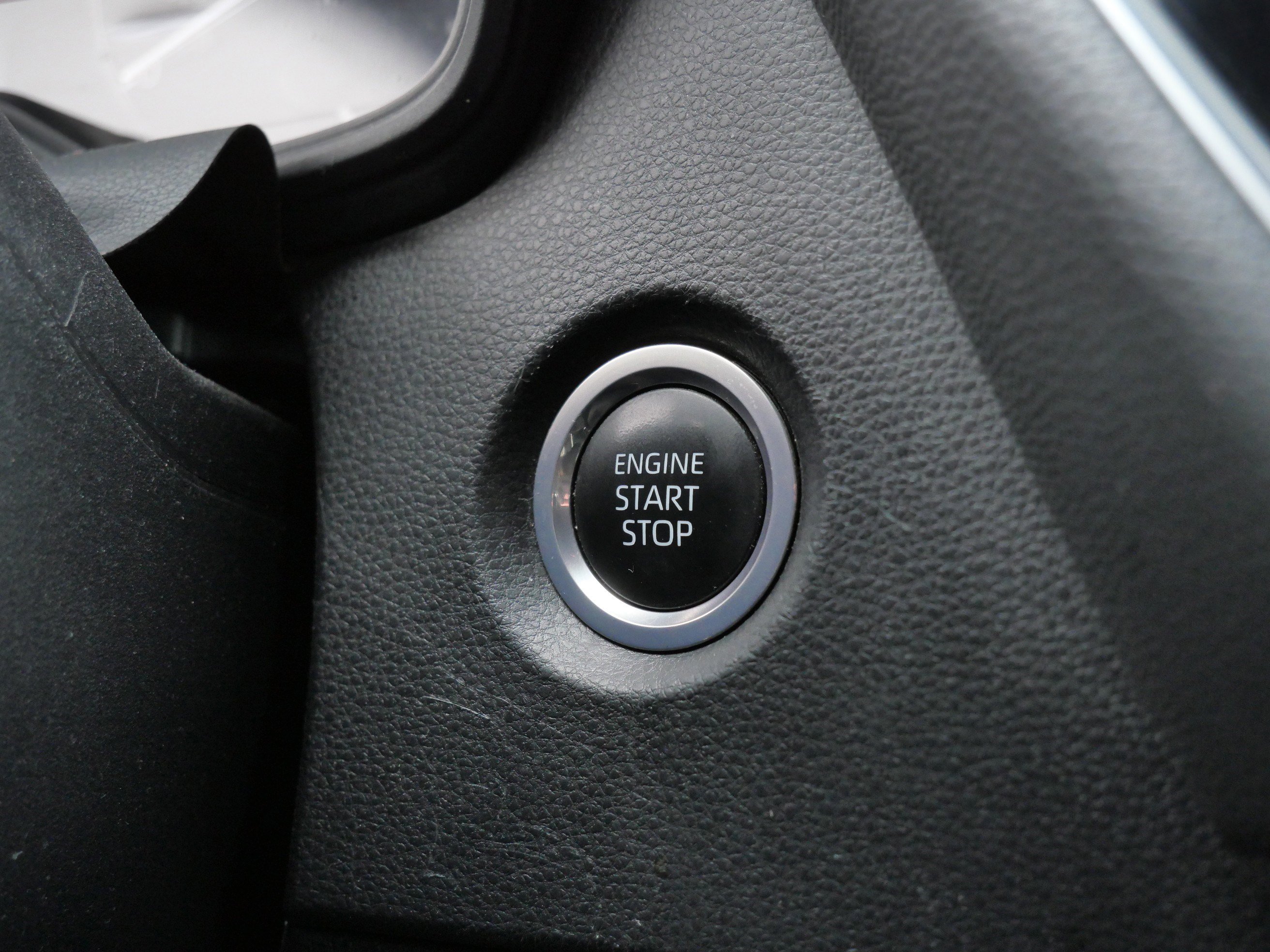 Certified 2024 Toyota Corolla SE image 33