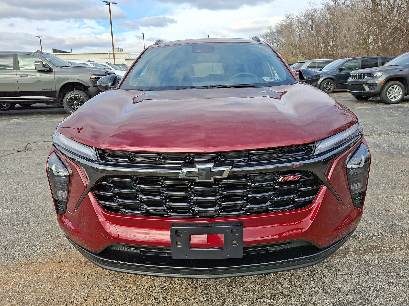 Used 2024 Chevrolet Trax RS w/ Sunroof Package image 3