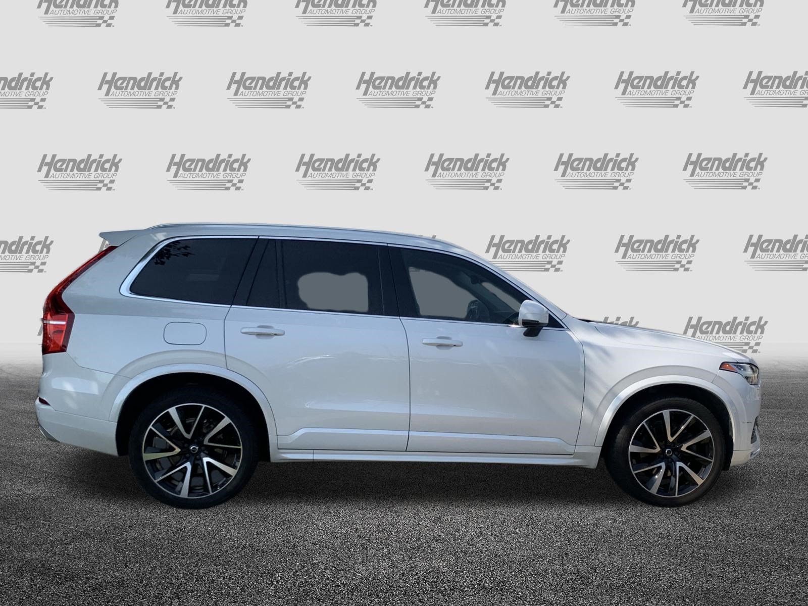 Used 2020 Volvo XC90 T6 Momentum w/ Protection Package AWD/4WD image 11