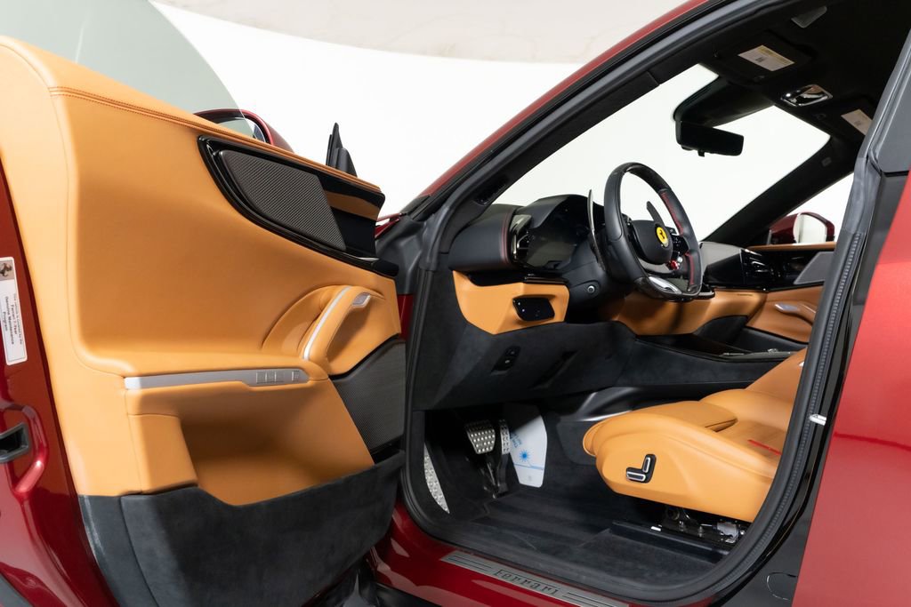Used 2025 Ferrari Purosangue AWD/4WD image 22
