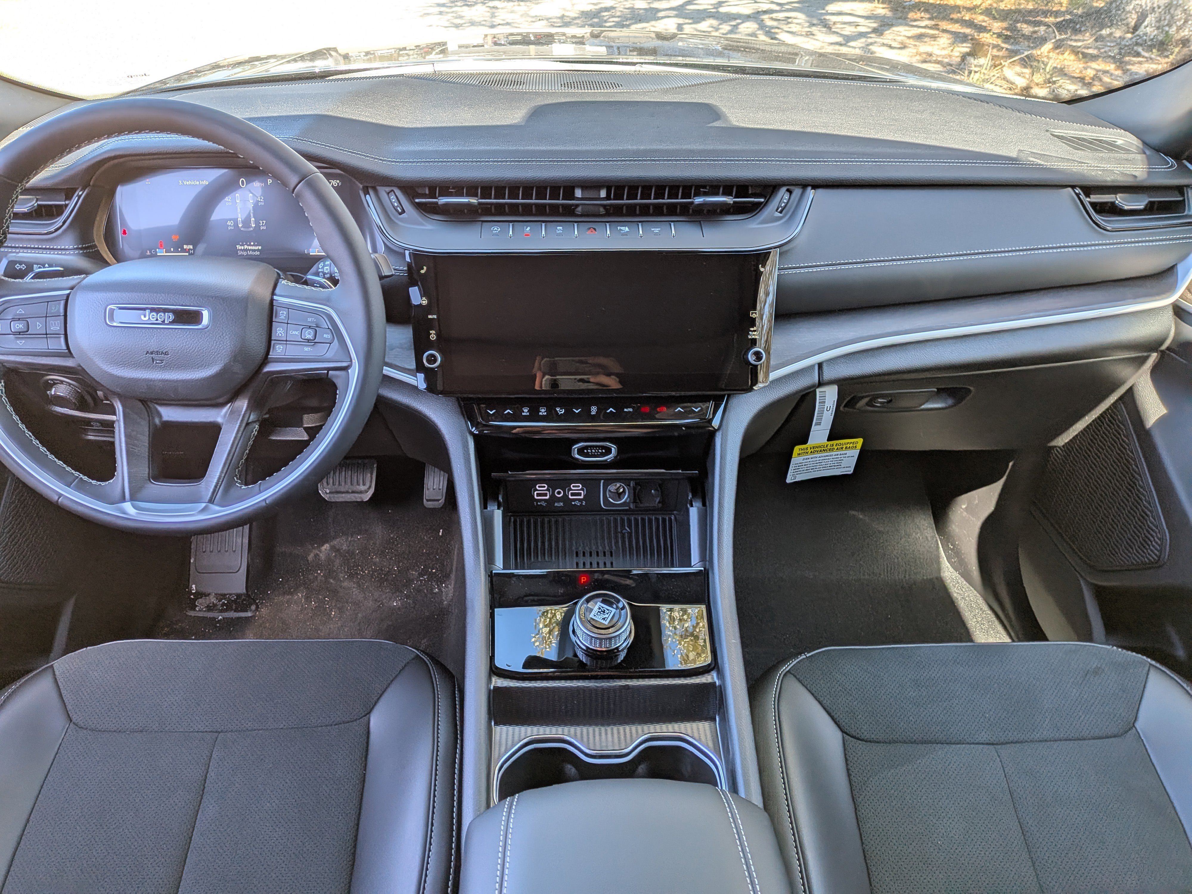 New 2026 Jeep Grand Cherokee Altitude RWD image 17