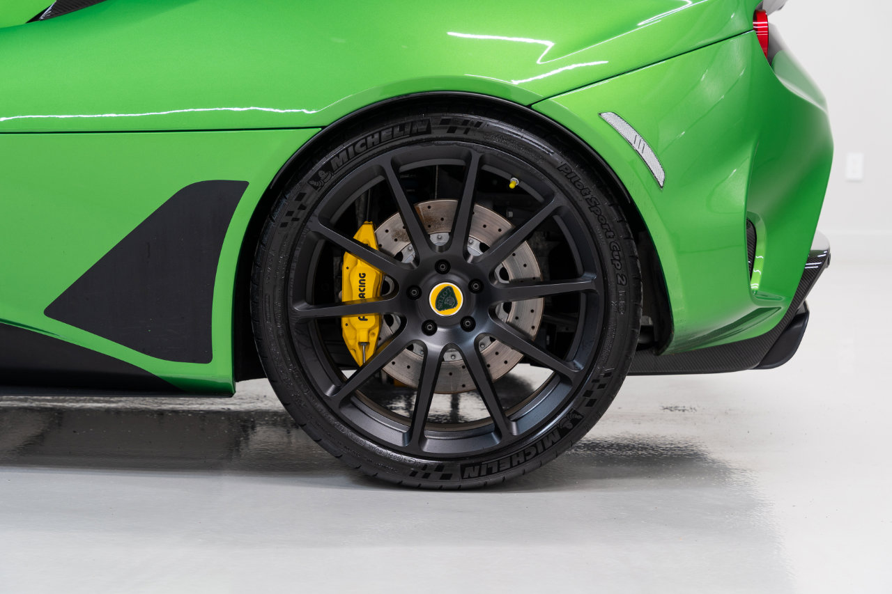 Used 2021 Lotus Evora image 24