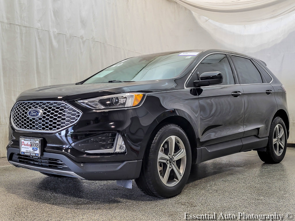 Certified 2024 Ford Edge SEL w/ Convenience Package AWD/4WD image 2