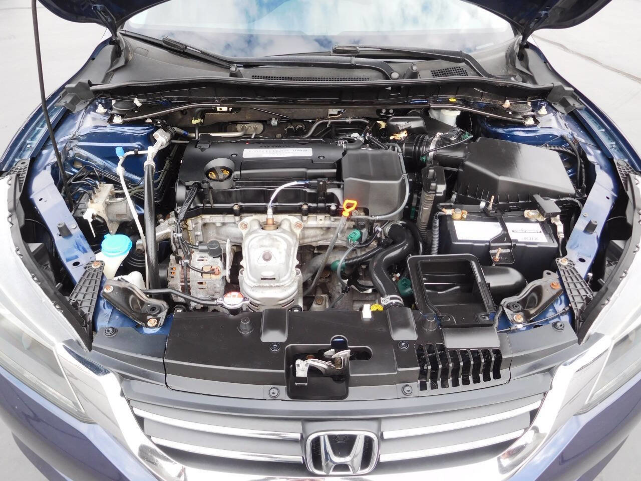 Used 2014 Honda Accord Sport image 8