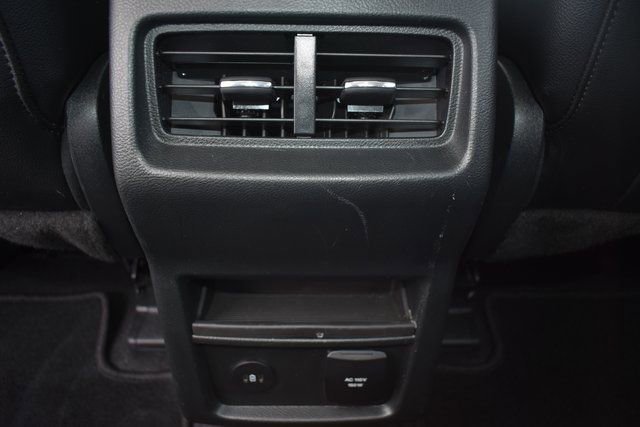 Used 2024 Ford Edge Titanium image 35