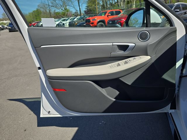 New 2025 Hyundai Sonata SEL FWD image 13