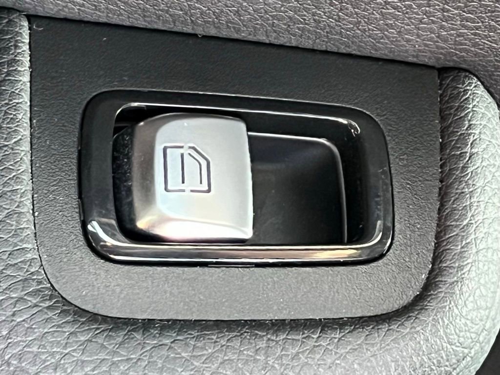 Certified 2022 Mercedes-Benz GLC 300 4MATIC image 29