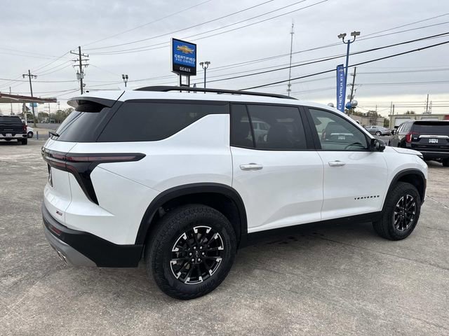 Used 2025 Chevrolet Traverse Z71 w/ Driver Confidence Package image 11