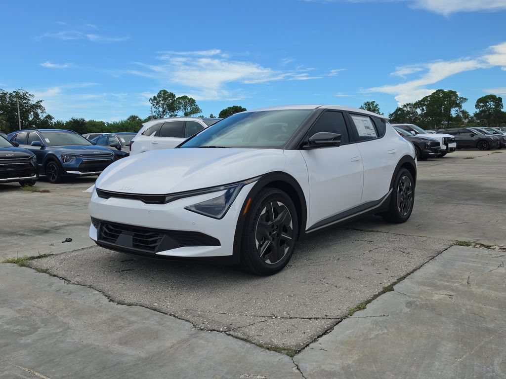 New 2026 Kia EV6 Light AWD/4WD image 3