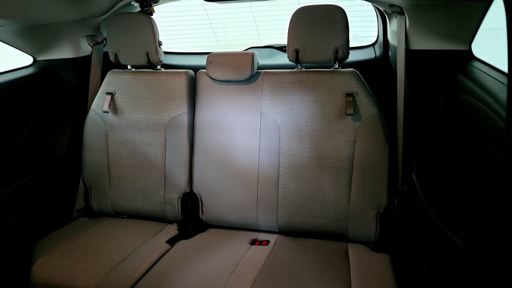 Certified 2025 Toyota Sienna LE AWD/4WD image 23
