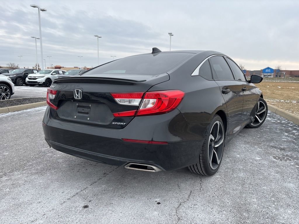 Used 2018 Honda Accord Sport image 9
