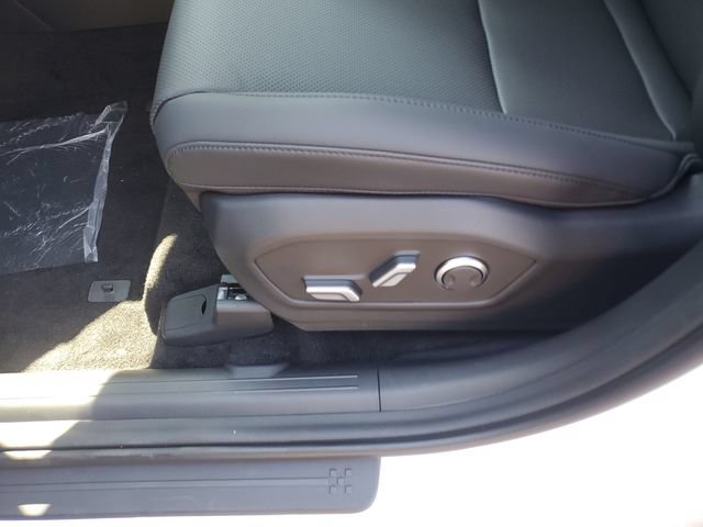New 2027 Hyundai Santa Fe SEL AWD/4WD image 17