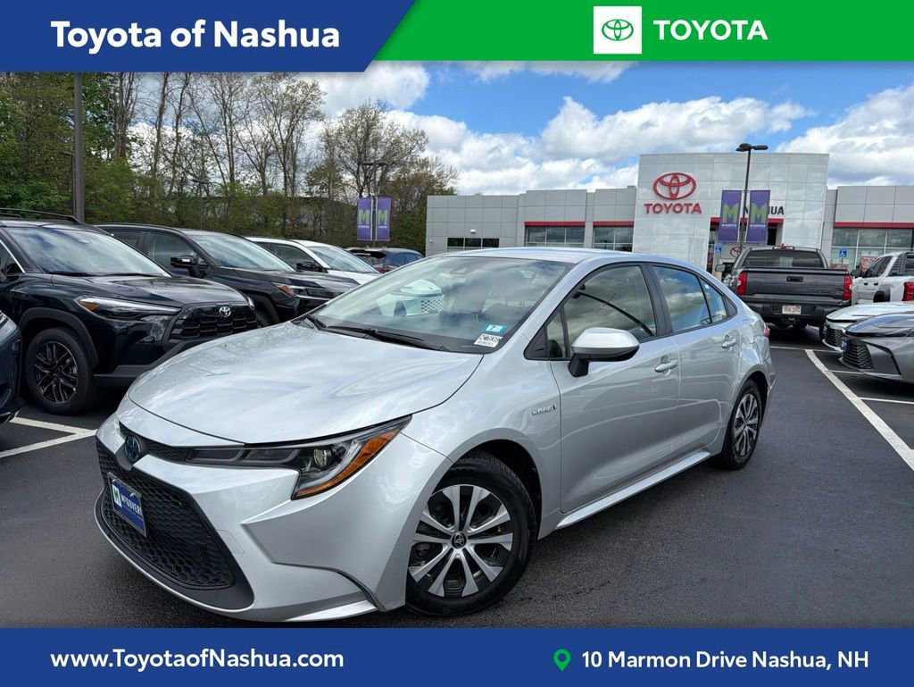 Used 2021 Toyota Corolla LE FWD image 1