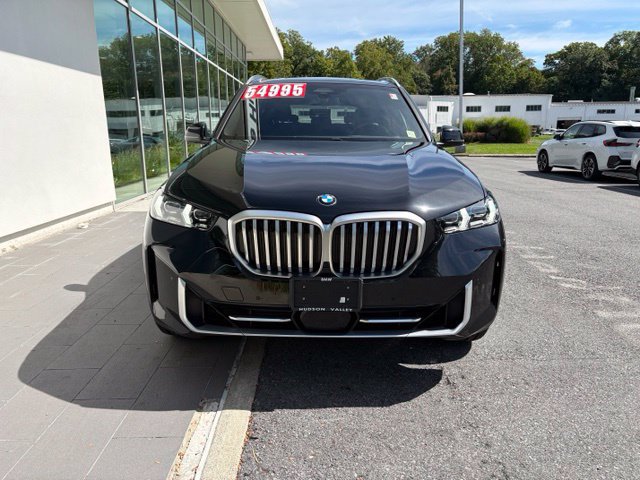 Certified 2024 BMW X5 xDrive40i w/ Premium Package AWD/4WD image 4