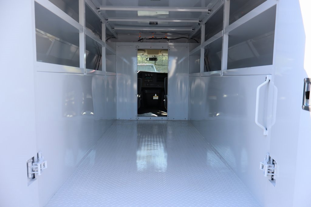 New 2025 Chevrolet Express 3500 w/ Power Convenience Package image 3