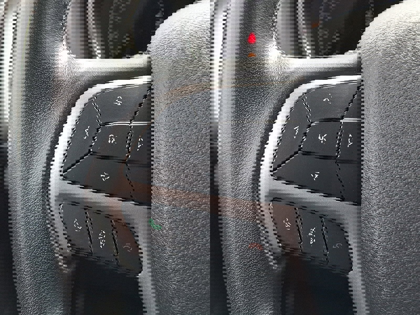 Used 2021 Jeep Grand Cherokee Laredo image 20