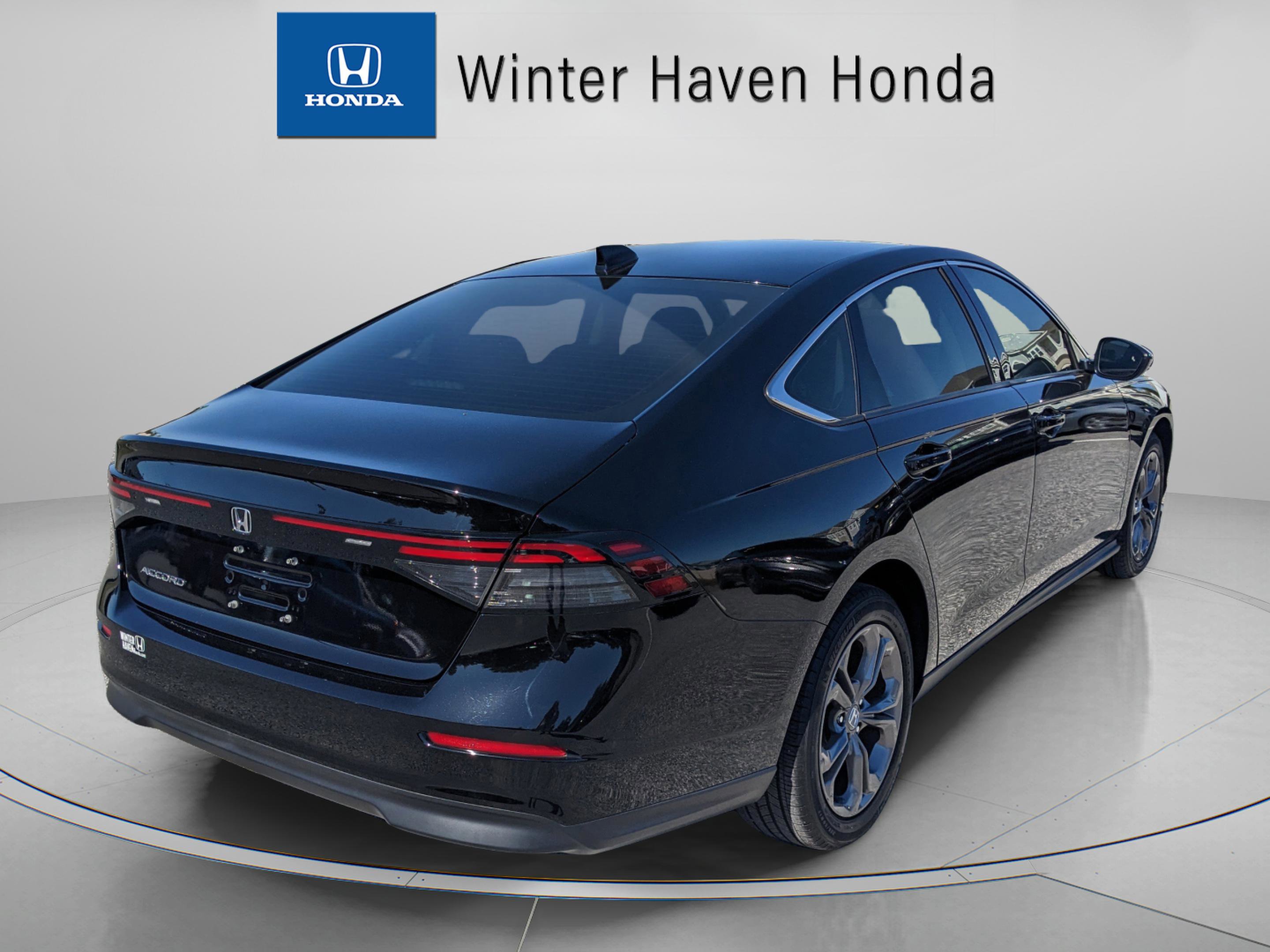 Used 2023 Honda Accord EX image 8