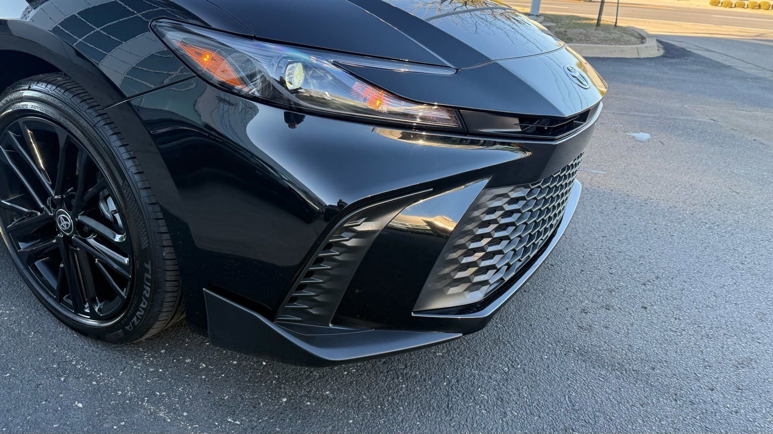 Used 2025 Toyota Camry SE image 10