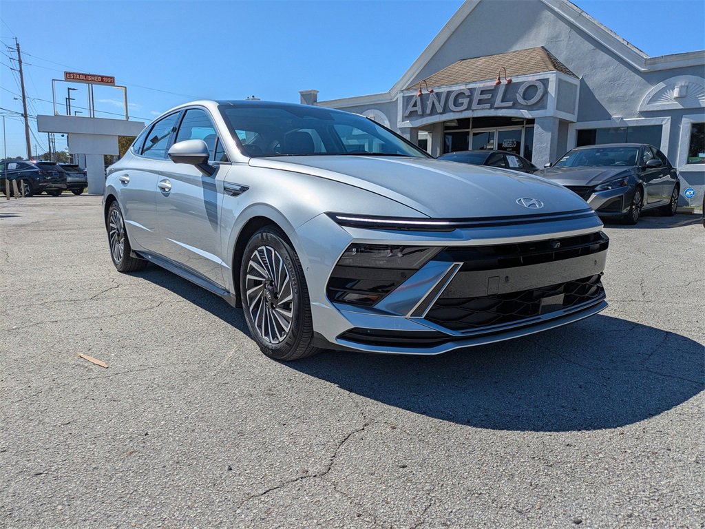 Used 2024 Hyundai Sonata Limited