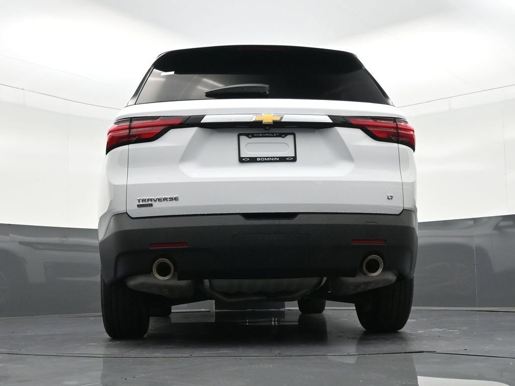 Used 2024 Chevrolet Traverse LT image 27