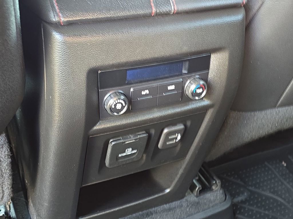 Certified 2023 Chevrolet Traverse RS w/ LPO, Floor Liner Package image 34