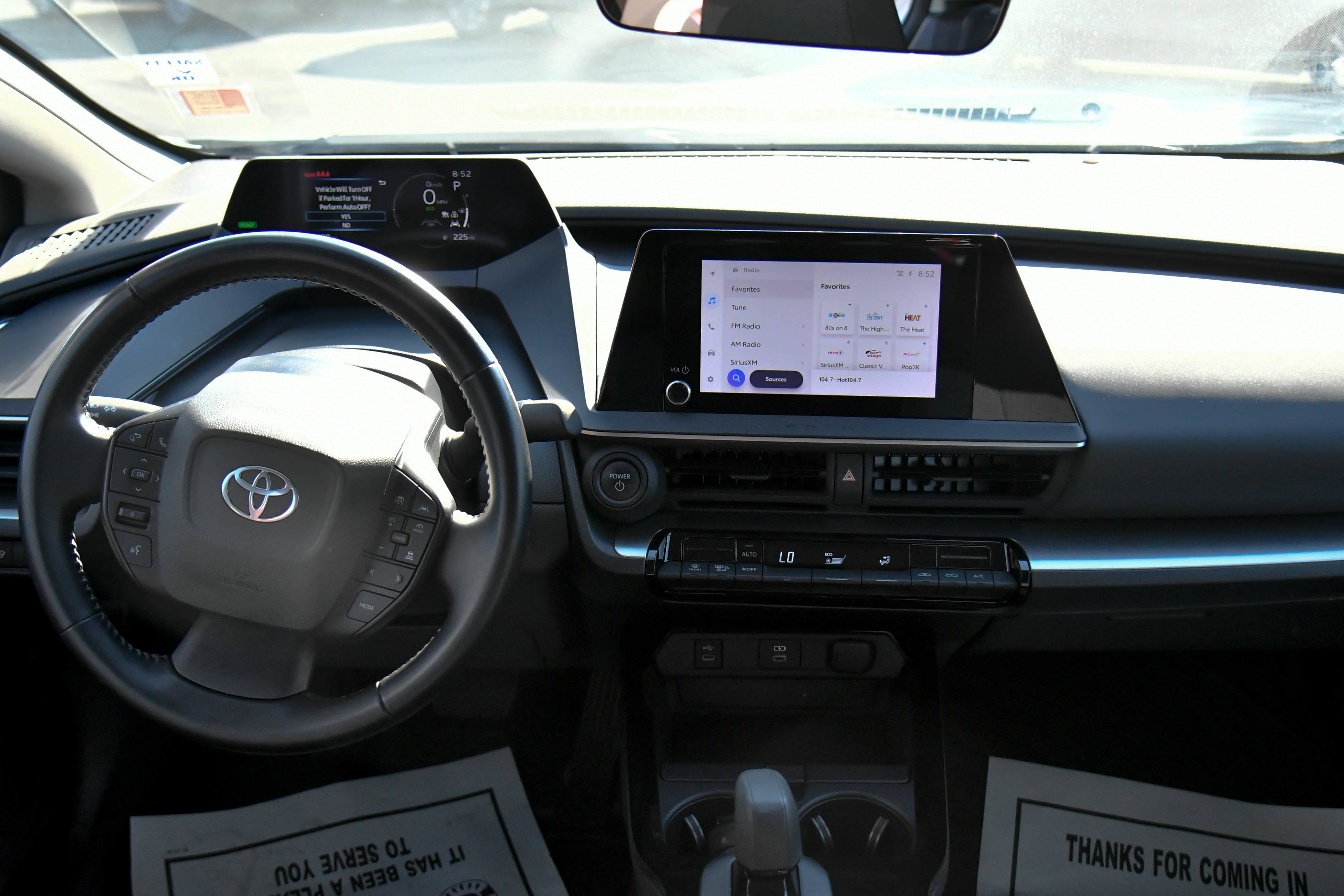 Used 2024 Toyota Prius LE FWD image 35