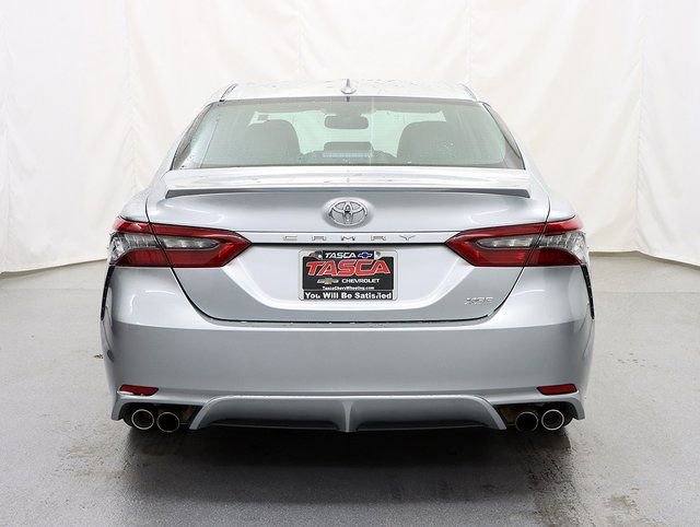Used 2023 Toyota Camry XSE image 6