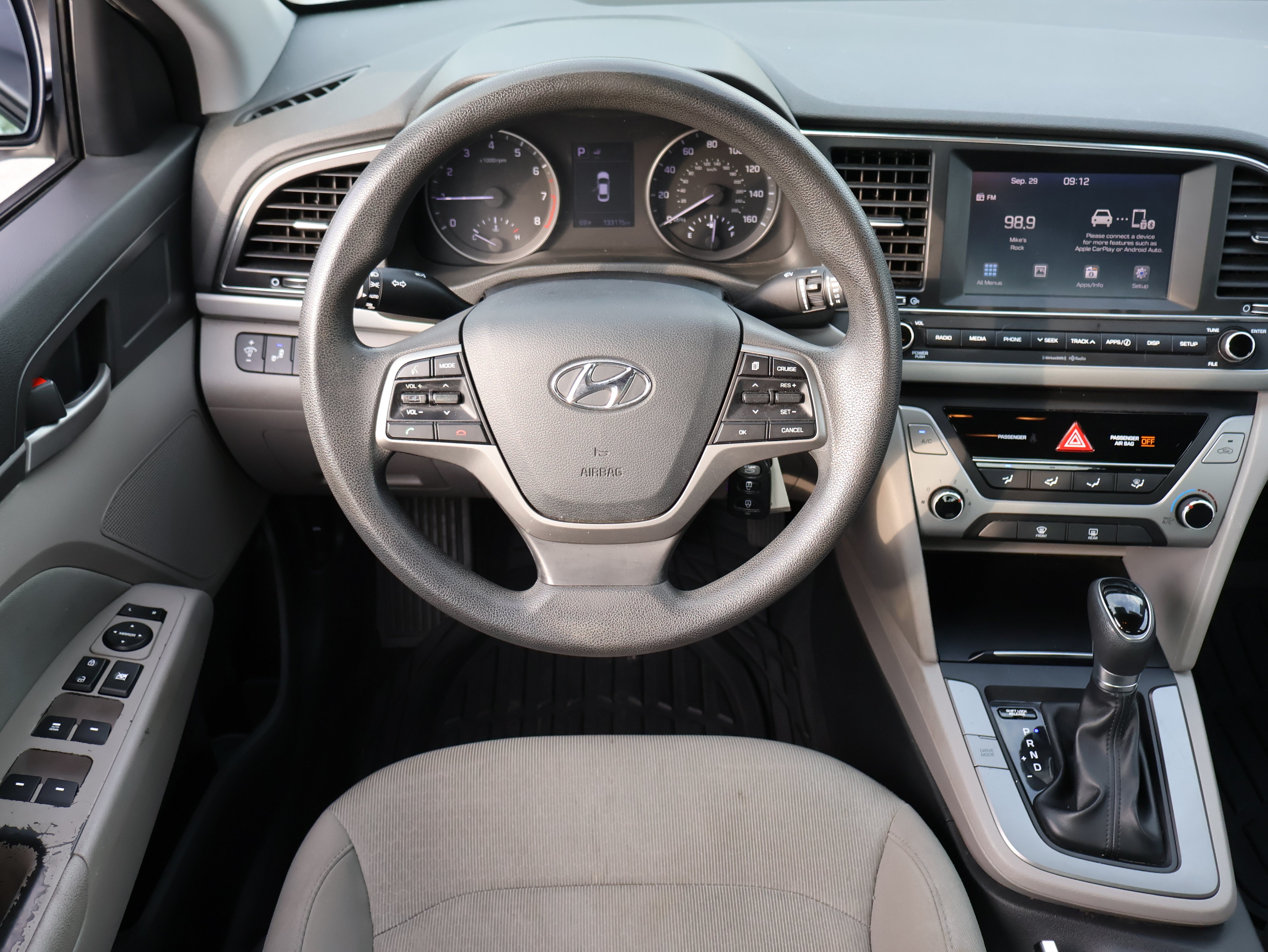 Used 2018 Hyundai Elantra SEL FWD image 14