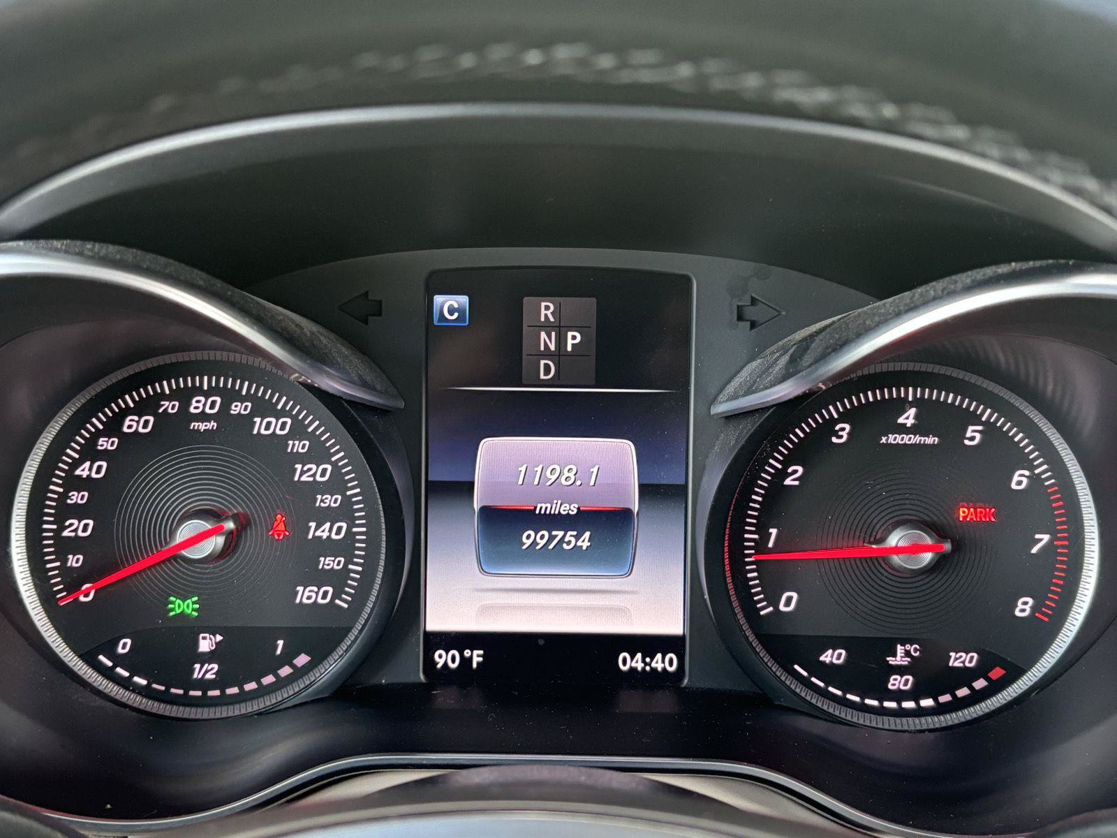 Used 2017 Mercedes-Benz GLC 300 4MATIC image 10