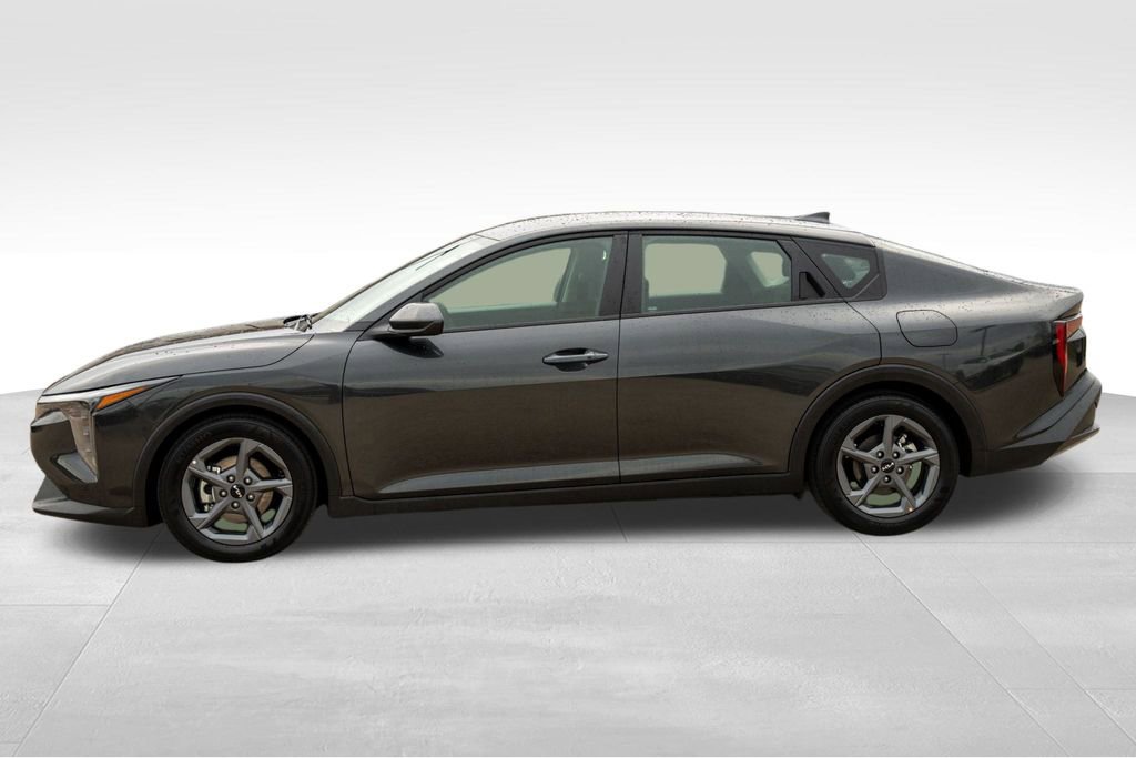 Used 2025 Kia K4 EX image 4