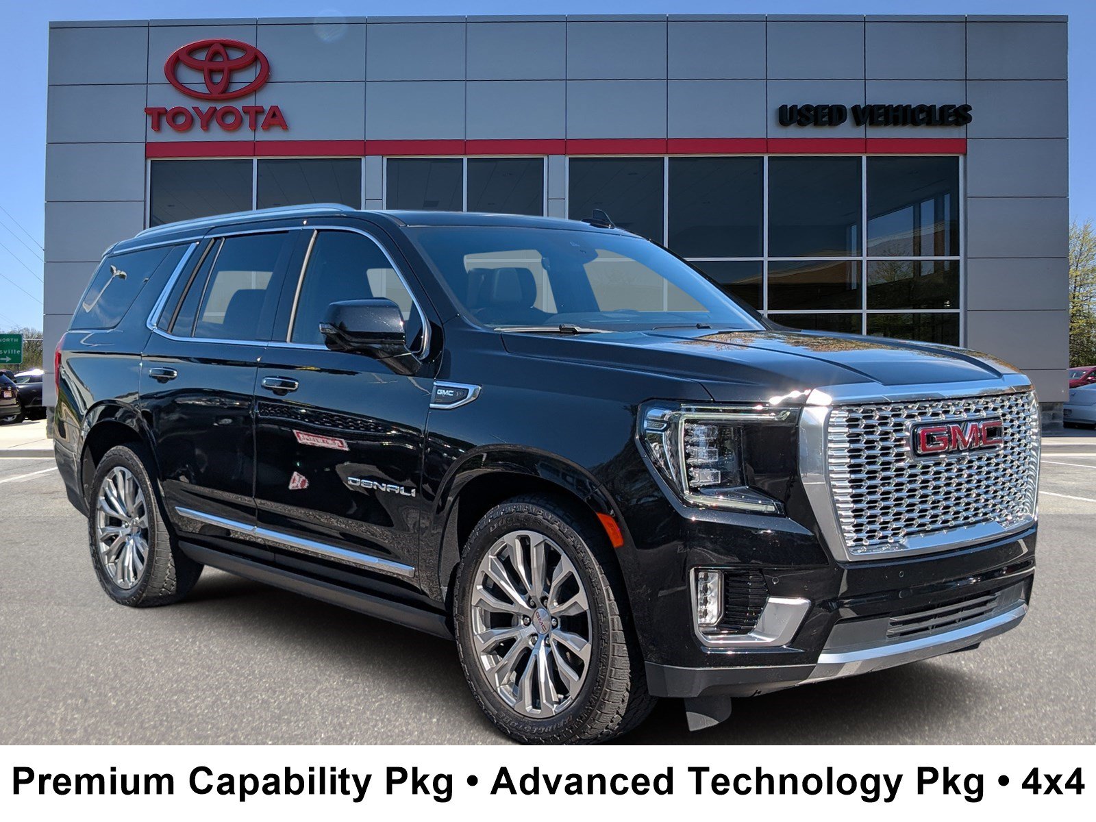 Used 2023 GMC Yukon Denali w/ Denali Reserve Package AWD/4WD image 1