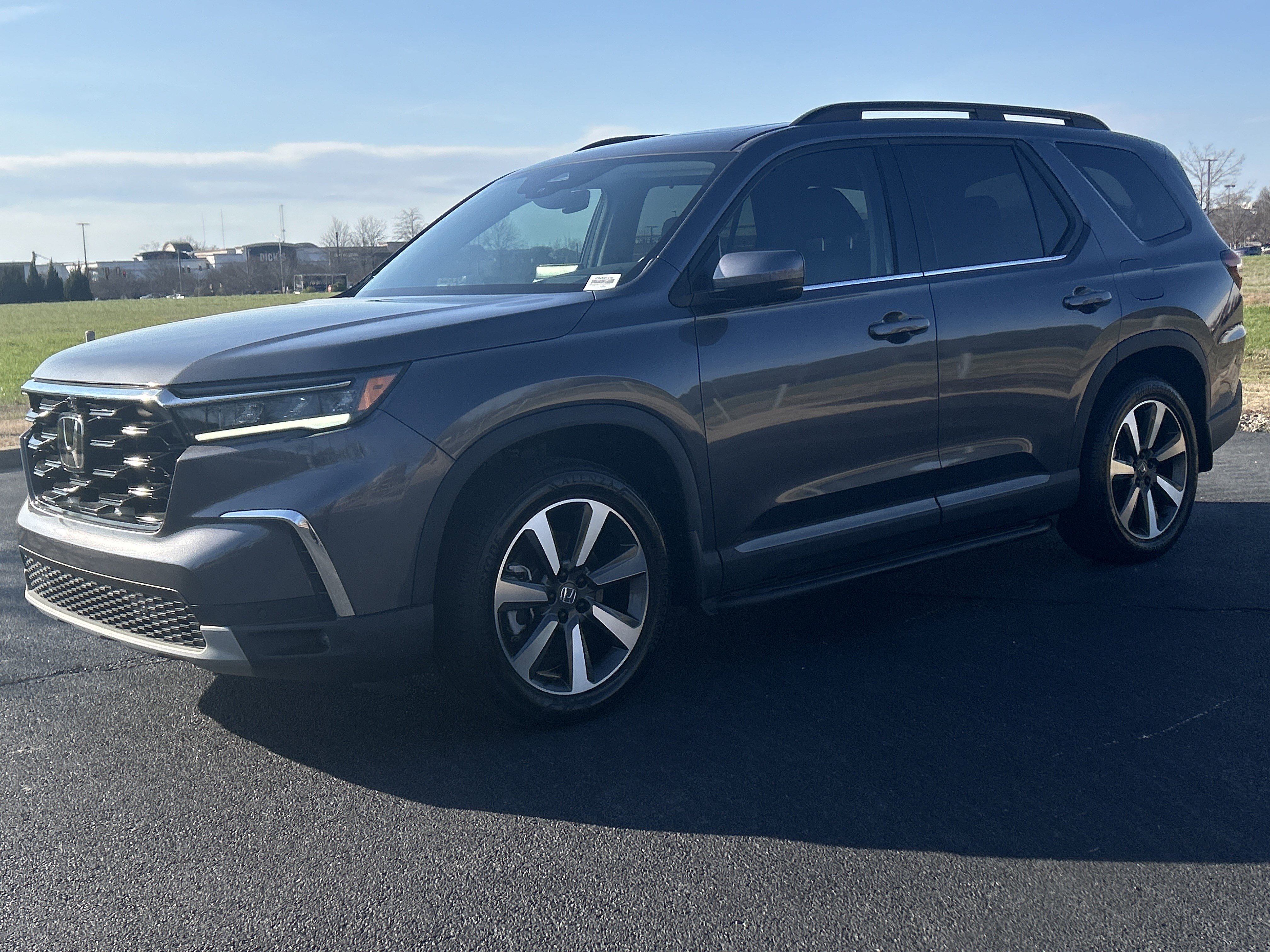 Used 2024 Honda Pilot Elite image 5