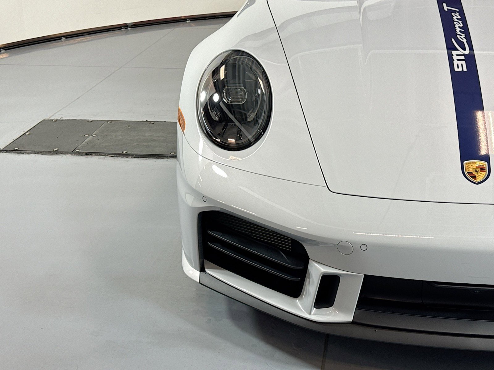 Used 2026 Porsche 911 Carrera RWD image 27