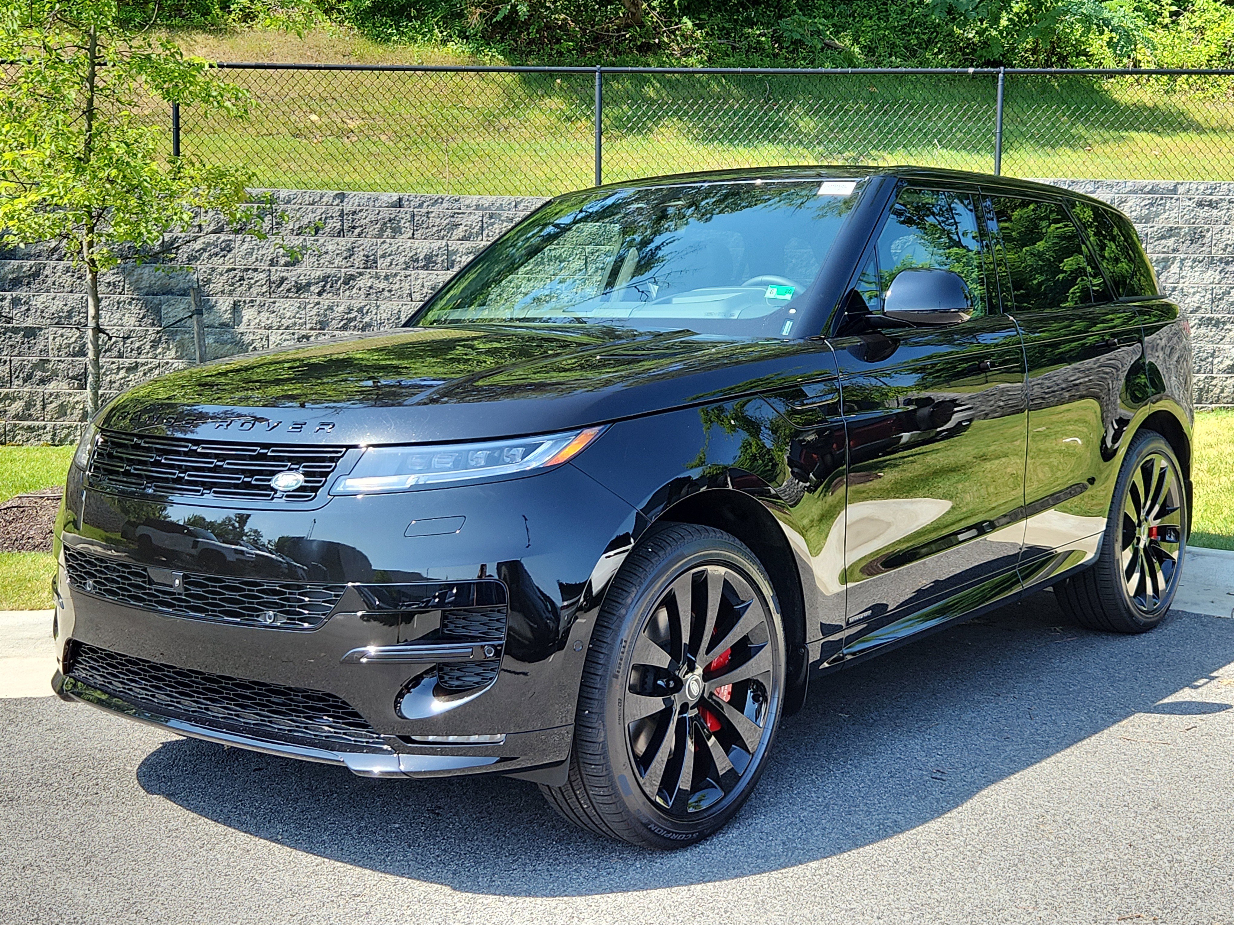 New 2025 Land Rover Range Rover Sport Autobiography