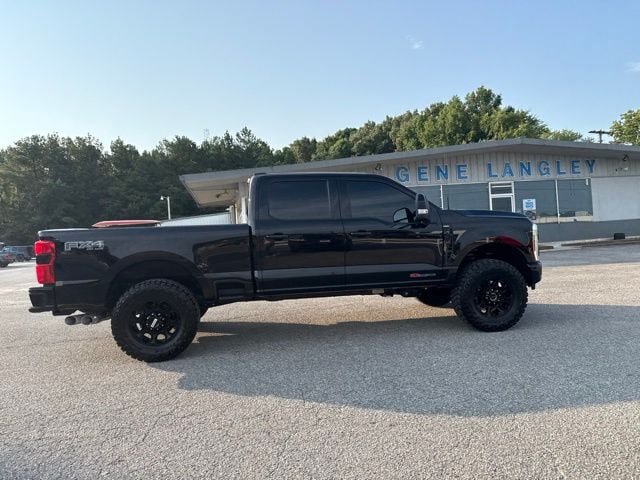 Used 2025 Ford F350 Lariat w/ Lariat Ultimate Package AWD/4WD image 19