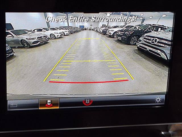 Used 2019 Mercedes-Benz GLC 300 4MATIC image 13