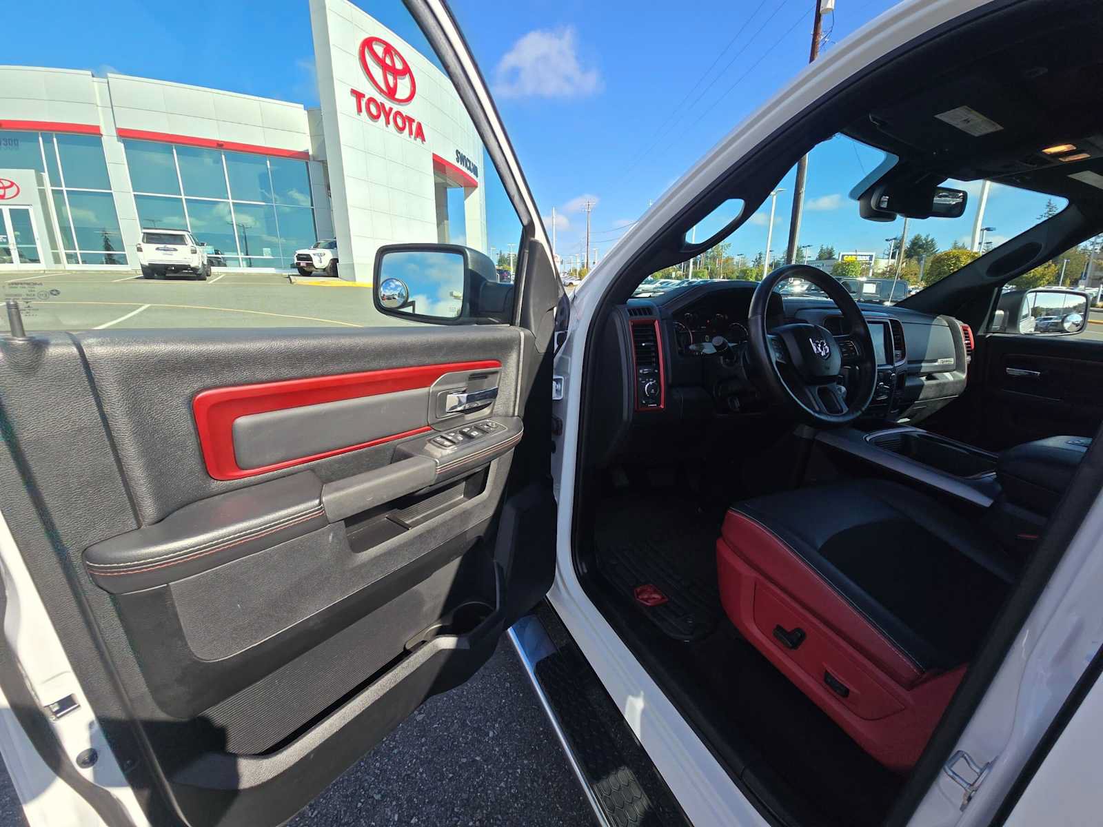 Used 2017 RAM 1500 Rebel w/ Luxury Group AWD/4WD image 20
