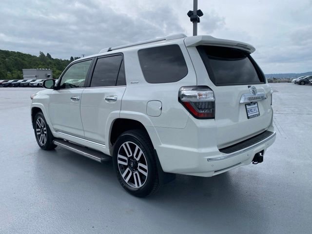 Used 2022 Toyota 4Runner Limited AWD/4WD image 6