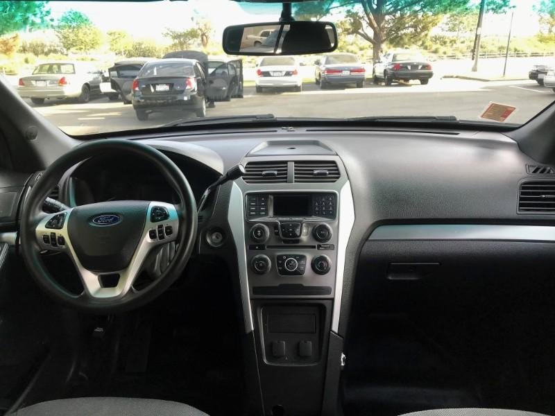 Used 2015 Ford Explorer 4WD Police Interceptor image 13