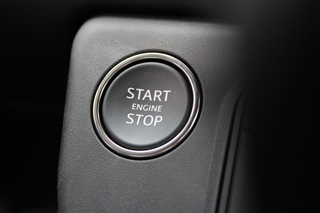 New 2026 Land Rover Defender 110 S AWD/4WD image 25