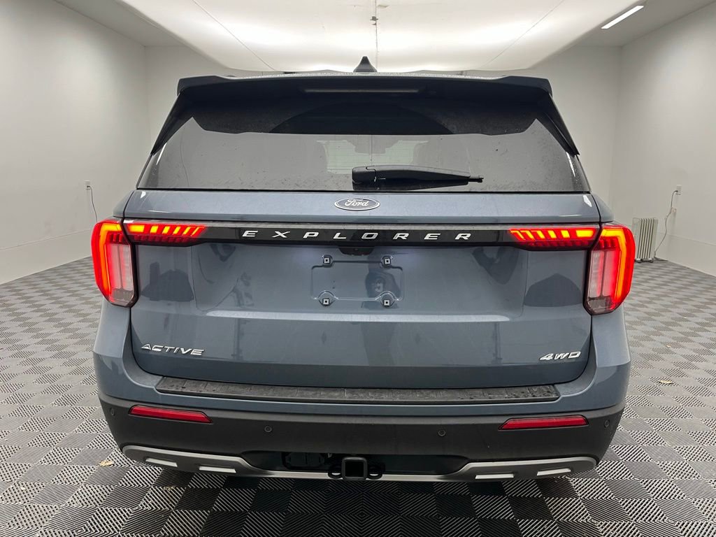 New 2026 Ford Explorer Active w/ Active Comfort Package image 9