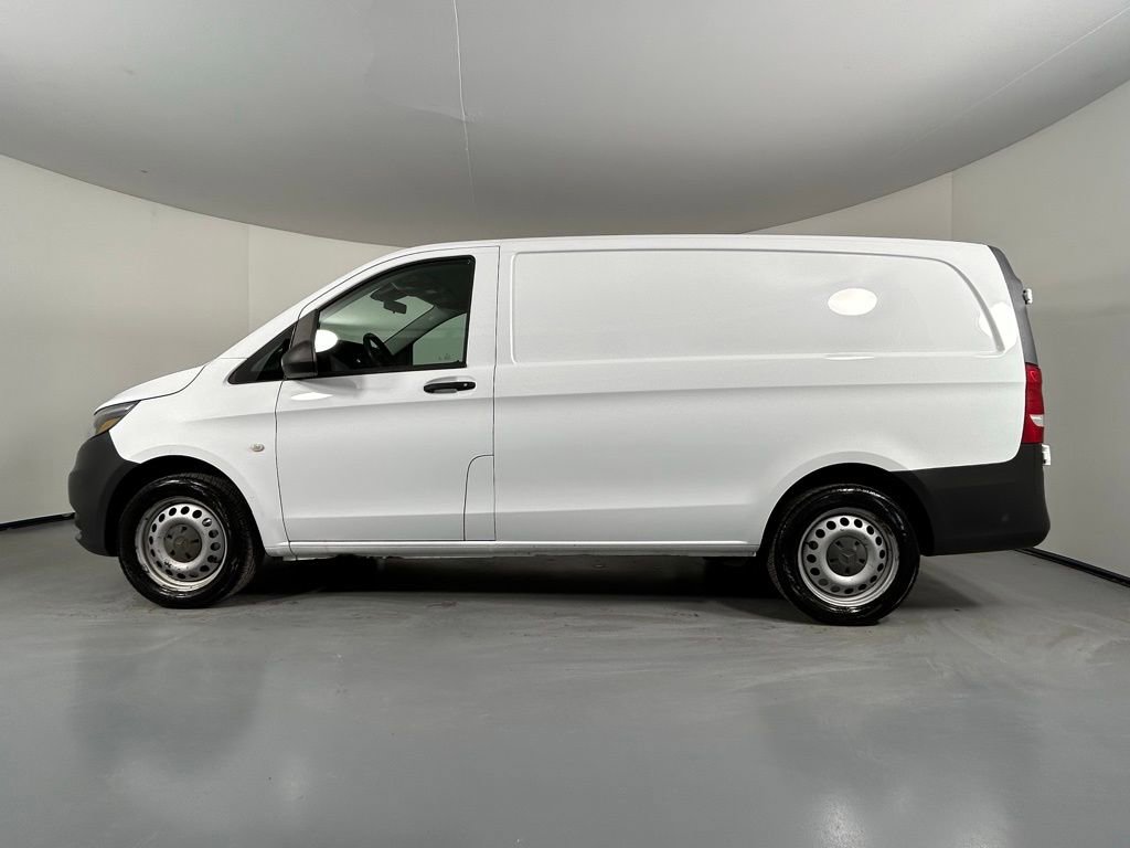 Used 2017 Mercedes-Benz Metris image 4