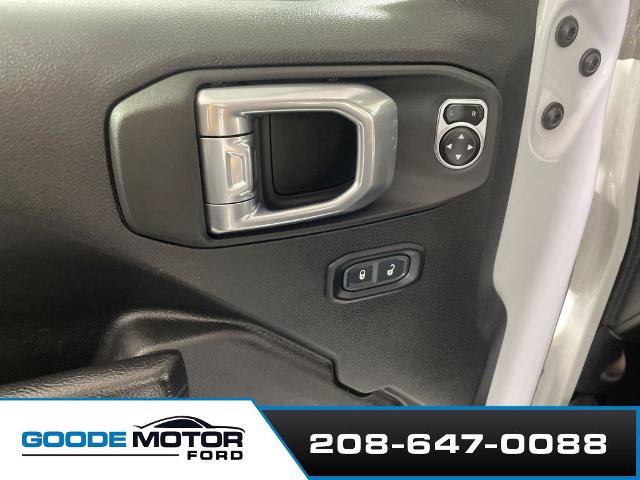 Used 2024 Jeep Wrangler Unlimited Rubicon 4xe AWD/4WD image 9