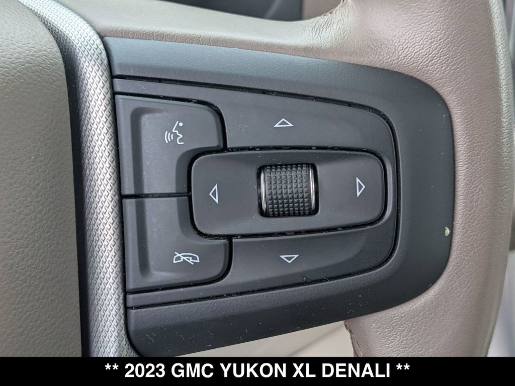 Used 2023 GMC Yukon XL Denali AWD/4WD image 8