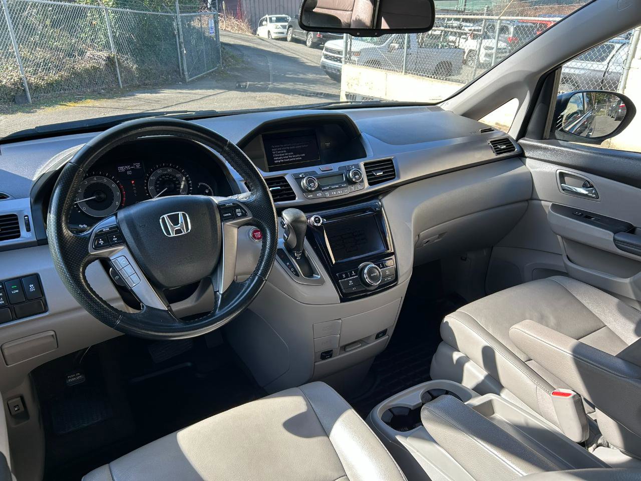 Used 2014 Honda Odyssey EX-L image 16