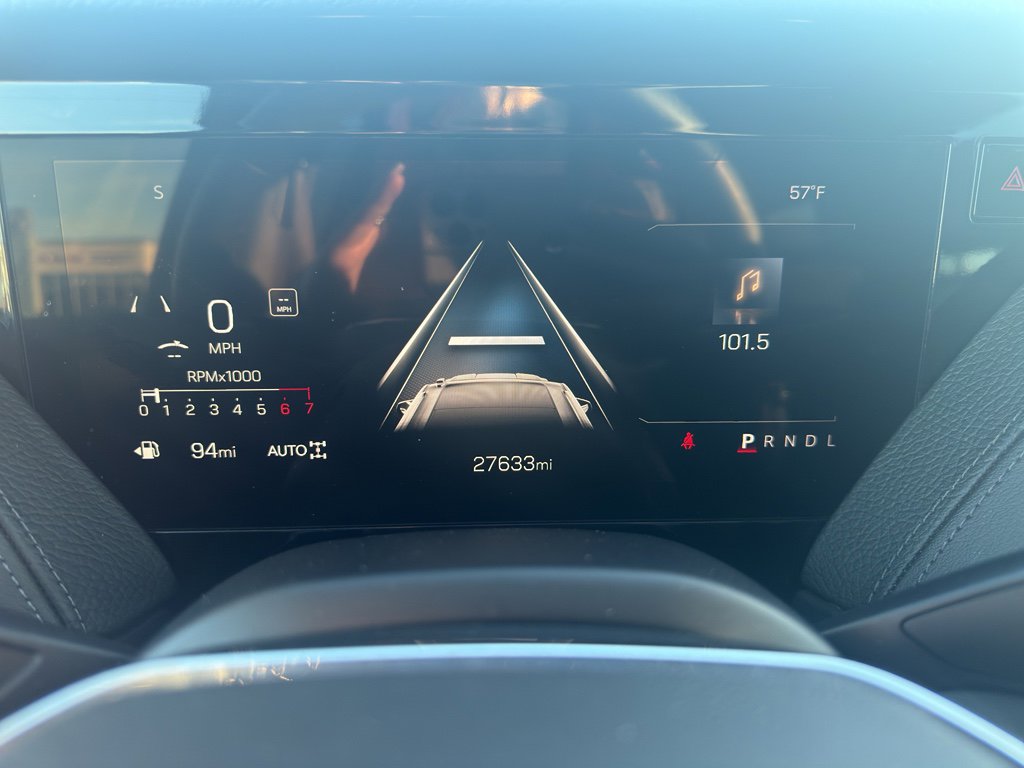 Used 2025 GMC Yukon XL Denali image 23